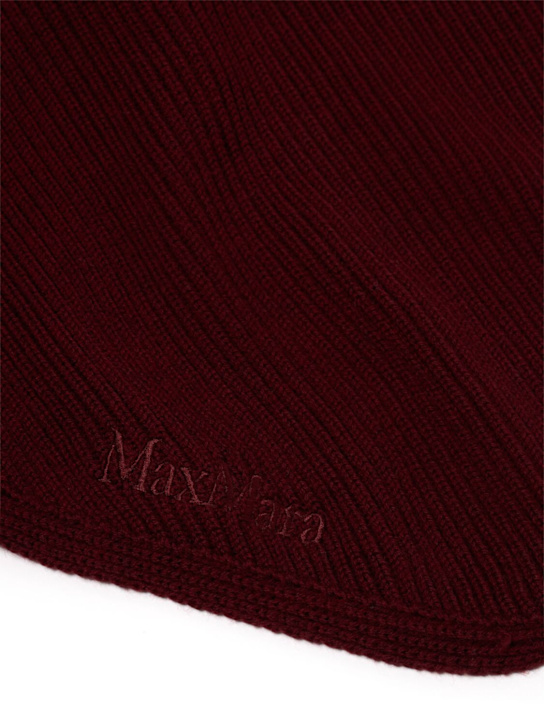 Max Mara: Girotta wool scarf - women_1 | Luisa Via Roma