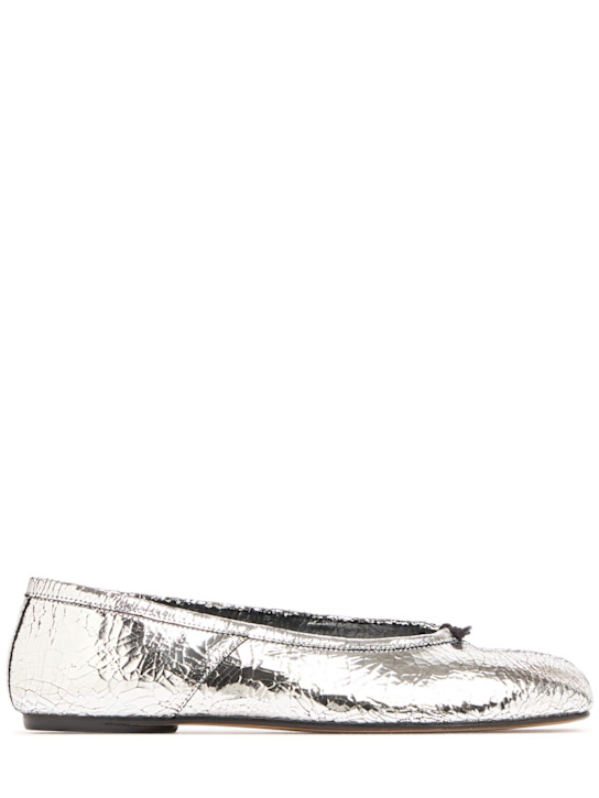 Maison Margiela: 10mm Tabi crackled leather ballerinas - women_0 | Luisa Via Roma