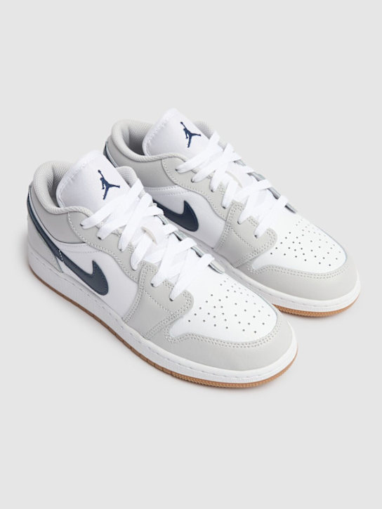 Jordan: Air Jordan 1 Low sneakers - White - kids-boys_1 | Luisa Via Roma