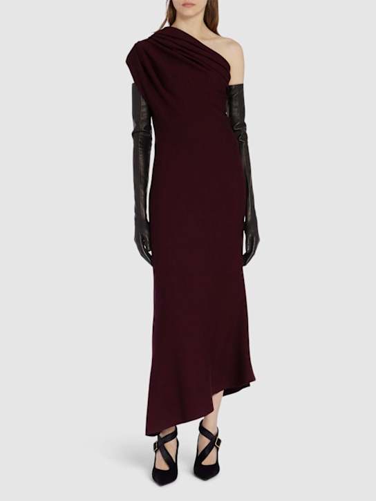 Khaite: Vestido largo de lana con hombro descubierto - Burdeos - women_1 | Luisa Via Roma