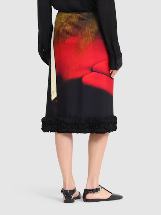 Jil Sander: Printed shiny viscose blend midi skirt - Black/Red - women_2 | Luisa Via Roma