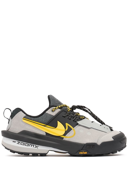 Nike: Sneakers „Sacai Zegamadome“ - men_0 | Luisa Via Roma