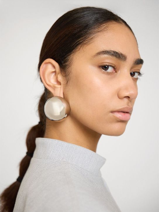 Jacquemus: Les Boucles Salon stud earrings - Silver - women_1 | Luisa Via Roma