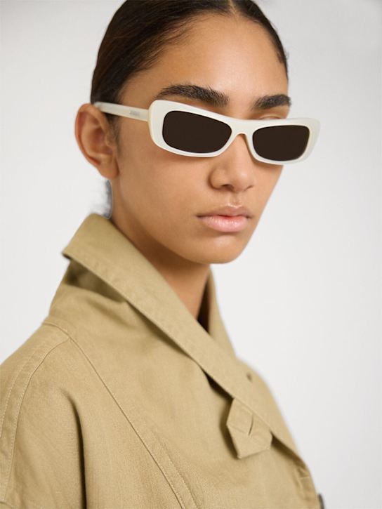 Jacquemus: Les Lunettes Capri sunglasses - Ivory/Grey - women_1 | Luisa Via Roma