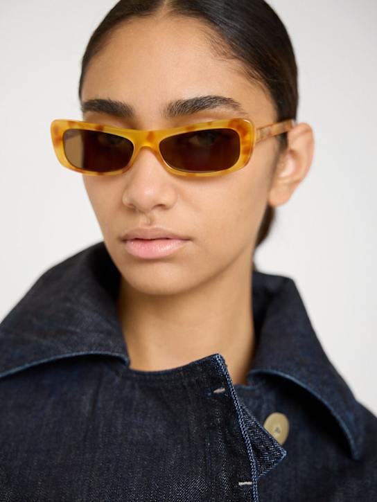 Jacquemus: Les Lunettes Capri sunglasses - Multi-brown 3 - women_1 | Luisa Via Roma