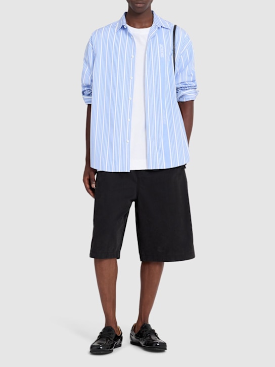 Jacquemus: La Chemise Simon logo striped shirt - men_1 | Luisa Via Roma