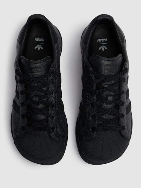 adidas Originals: Avavav Superstar Modified sneakers - men_1 | Luisa Via Roma