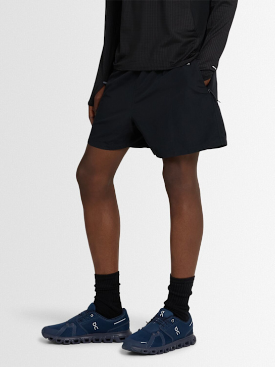 On: Cloud 6 sneakers - men_1 | Luisa Via Roma