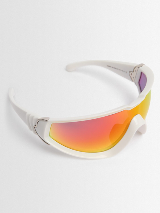 Moncler: Occhiali da sole Wrapid - White/Mirror - women_1 | Luisa Via Roma