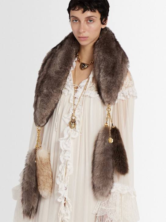 Chloé: Short fur scarf - women_1 | Luisa Via Roma