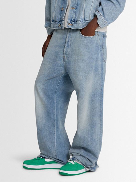 Nike: Sneakers "Air Force 1'07 LV8" - men_1 | Luisa Via Roma