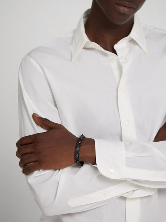 Valentino Garavani: Rockstud leather belt bracelet - men_1 | Luisa Via Roma