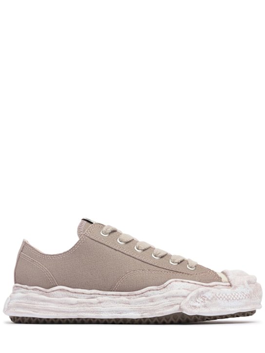 Mihara Yasuhiro: HANK garment dyed low sneakers - Grey - men_0 | Luisa Via Roma