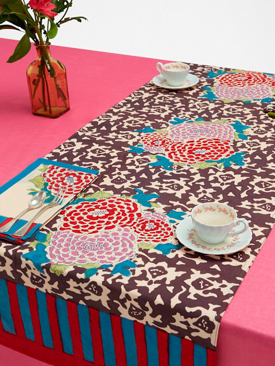 LISA CORTI: Arabesque Corolla doublemat - ecraft_1 | Luisa Via Roma