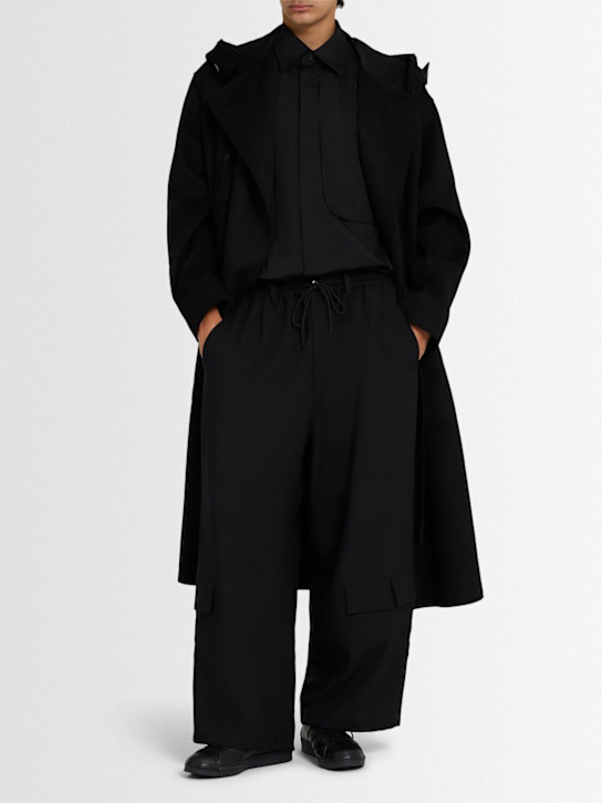 Y-3: Tech wide pants - men_1 | Luisa Via Roma