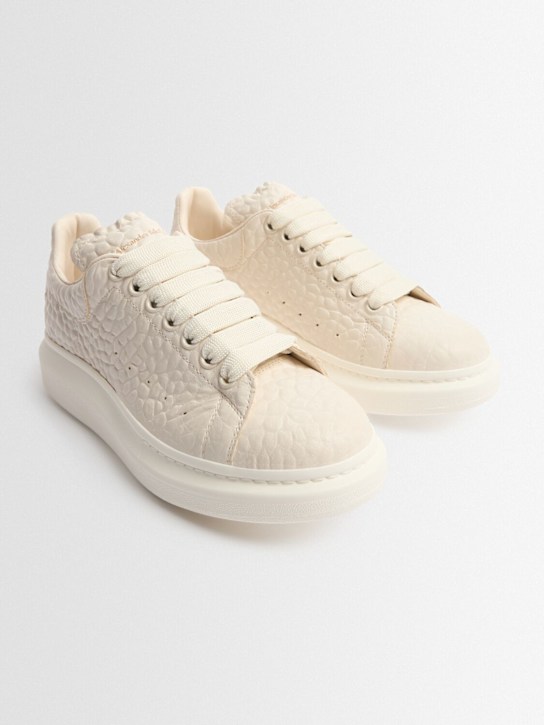 McQueen: Oversized leather sneakers - Off White - men_1 | Luisa Via Roma