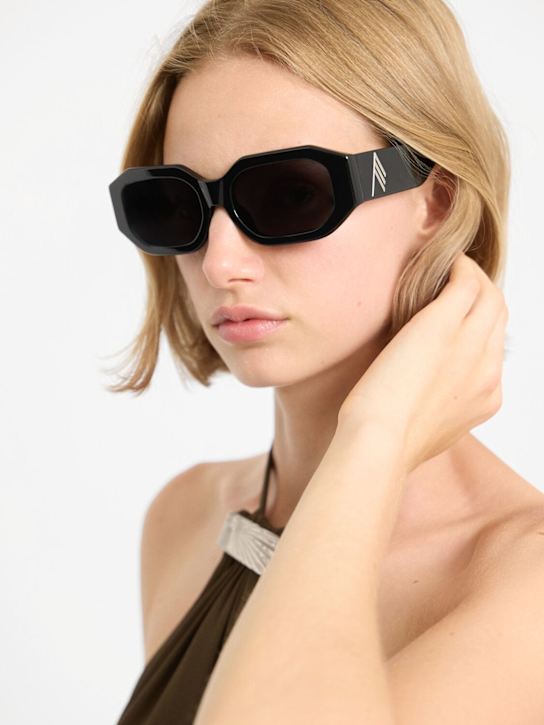 The Attico: Occhiali da sole Blake in bio acetato - Nero/Grigio - women_1 | Luisa Via Roma