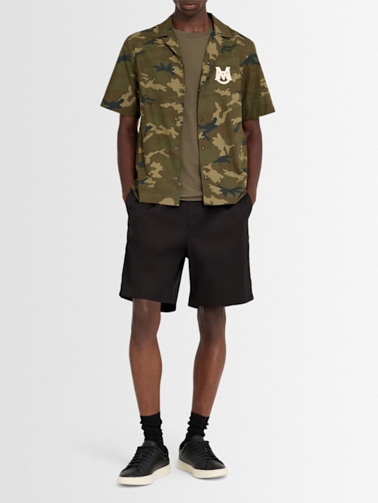 Moncler: Printed cotton popline shirt - Campuflage - men_1 | Luisa Via Roma