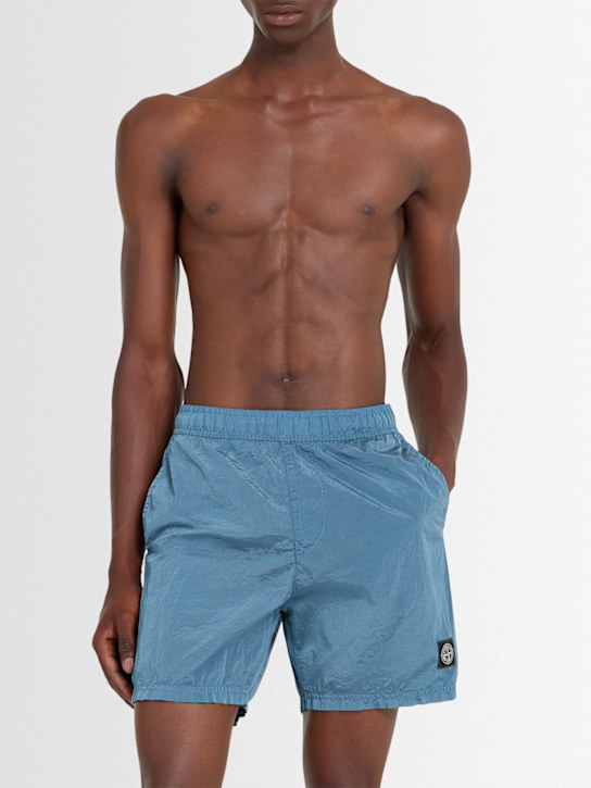 Stone Island: Shorts aus Econyl - Blue Acciaio - men_1 | Luisa Via Roma