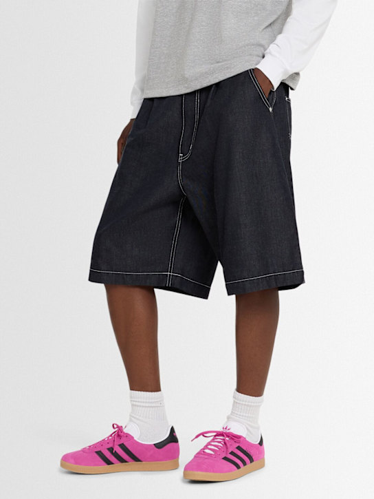 adidas Originals: Gazelle sneakers - Fuchsia/Black - men_1 | Luisa Via Roma