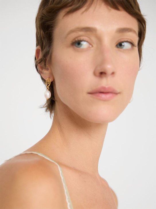 Chloé: Darcey lace pearl drop earrings - women_1 | Luisa Via Roma