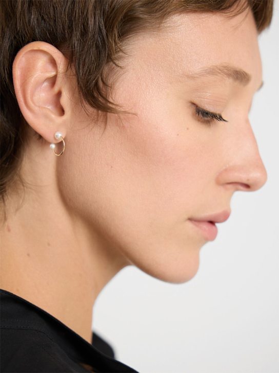 Sophie Bille Brahe: Petite Claudia パールシングルフープピアス - women_1 | Luisa Via Roma