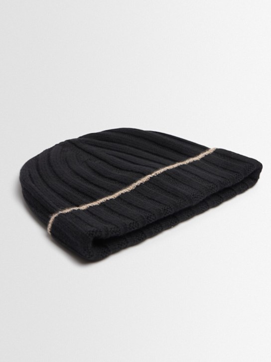 Brunello Cucinelli: Cashmere ribbed knit beanie hat - Black - men_1 | Luisa Via Roma