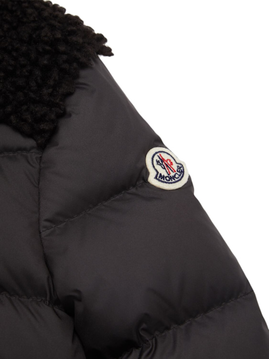 Moncler: Piumino Vard con profili in teddy techno - Nero - kids-girls_1 | Luisa Via Roma