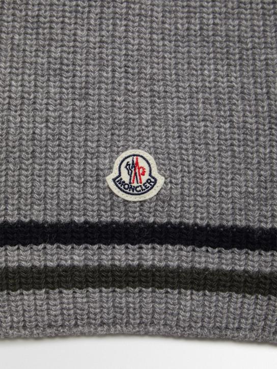 Moncler: Striped virgin wool gloves & scarf set - Grey - kids-boys_1 | Luisa Via Roma