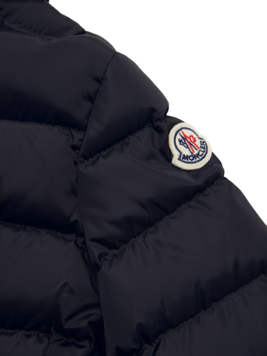 Moncler: Piumino Charpal in nylon - Blu Notte - kids-girls_1 | Luisa Via Roma