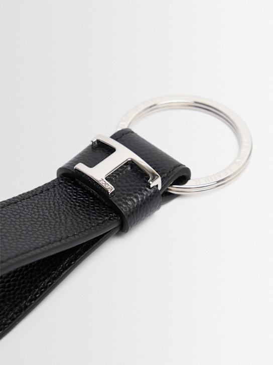 Tod's: T leather key holder - men_1 | Luisa Via Roma