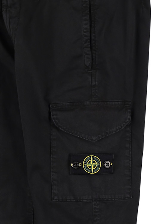 Stone Island Junior: Stretch cotton twill cargo pants - ブラック - kids-boys_1 | Luisa Via Roma
