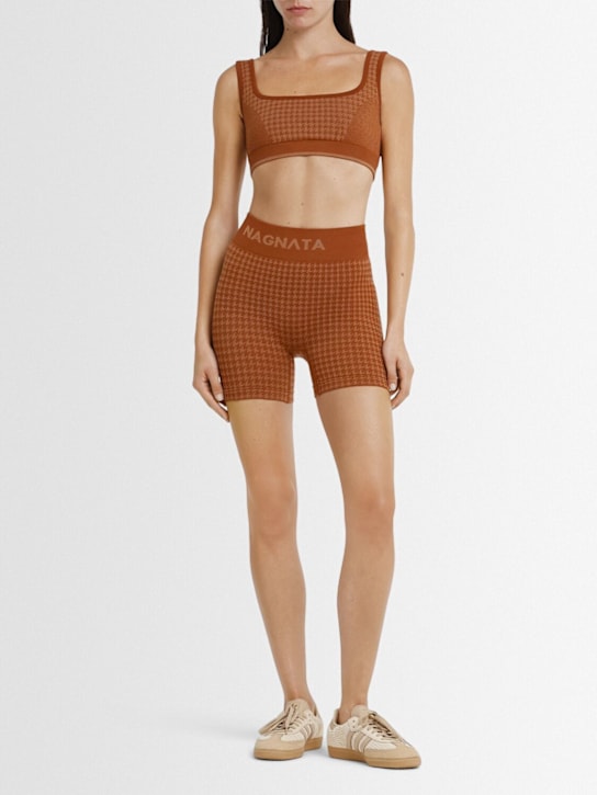 Nagnata: Wool blend houndstooth mini shorts - Spice - women_1 | Luisa Via Roma