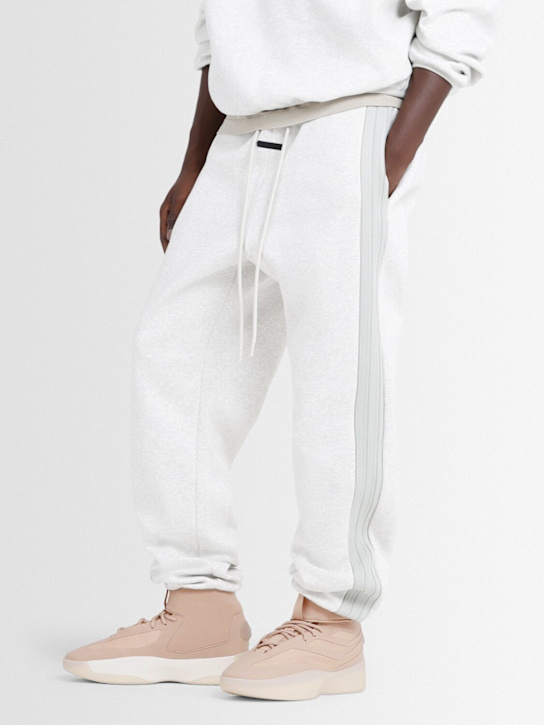 adidas Originals: Sneakers „Fear Of God Athetics II“ - Ash Pearl - men_1 | Luisa Via Roma