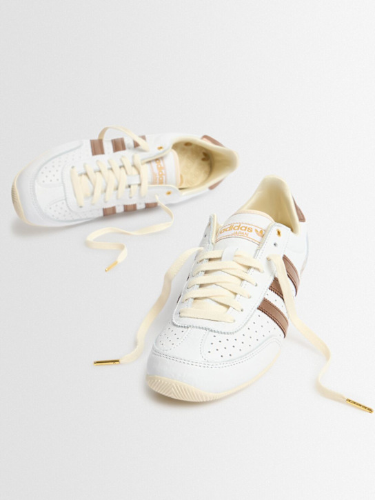 adidas Originals: Japan sneakers - White/Bronze - women_1 | Luisa Via Roma