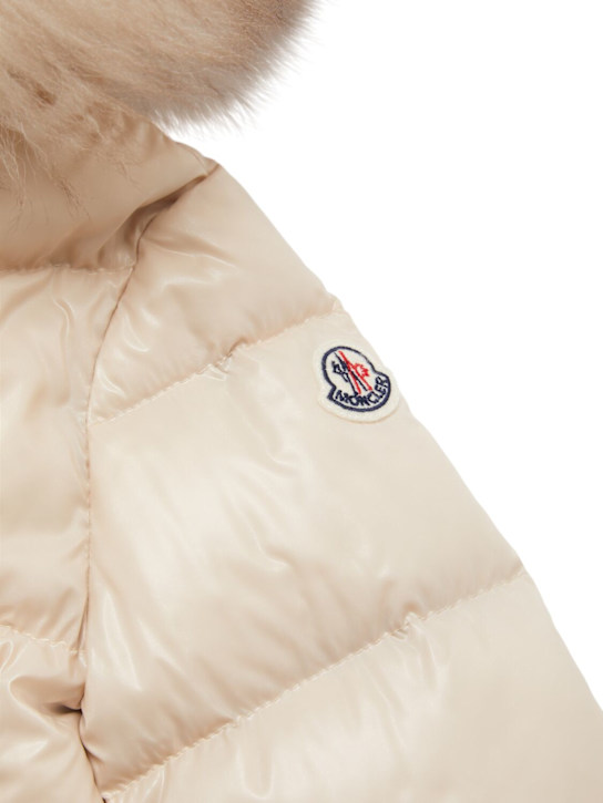 Moncler: Piumino lungo Aruna in nylon - Beige Chiaro - kids-girls_1 | Luisa Via Roma
