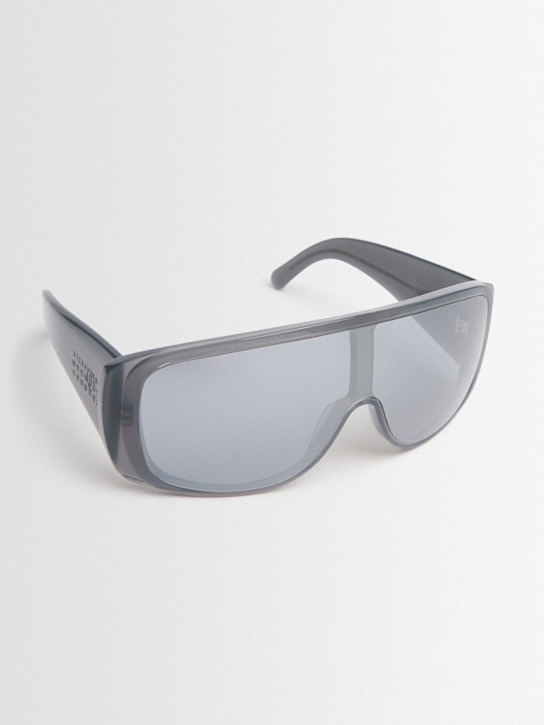MM6 Maison Margiela: MM6 Mask acetate sunglasses - Grey - women_1 | Luisa Via Roma