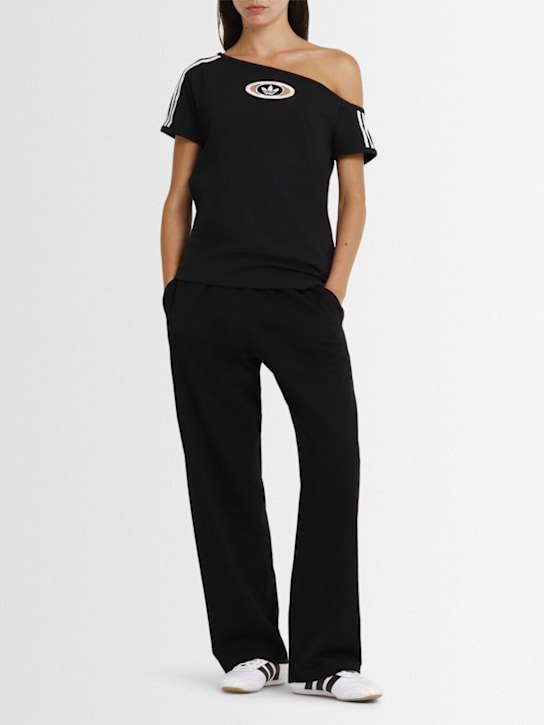 adidas Originals: Off-the-shoulder t-shirt - Black - women_1 | Luisa Via Roma