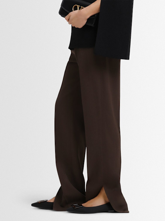 Roger Vivier: 5mm Gommettine gros grain flats - Black - women_1 | Luisa Via Roma