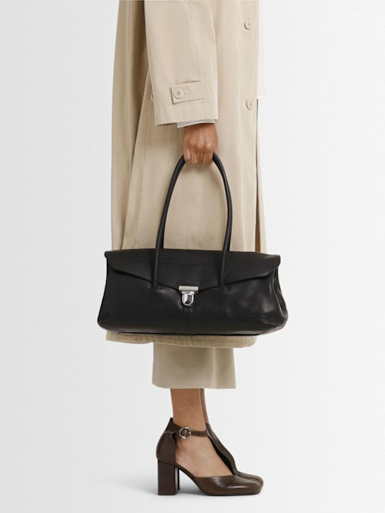 Lemaire: Gear leather shoulder bag - women_1 | Luisa Via Roma