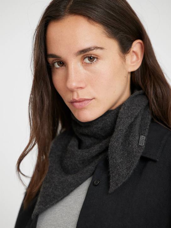 Brunello Cucinelli: Cashmere scarf - Anthracite - women_1 | Luisa Via Roma