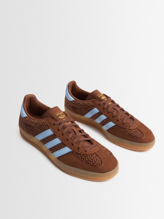 adidas Originals: Gazelle Indoor运动鞋 - 棕色/蓝色 - women_1 | Luisa Via Roma