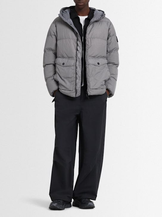 Stone Island: Piumino parka corto in nylon - Cemento - men_1 | Luisa Via Roma