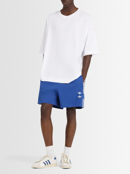 adidas Originals: Chavarria gym shorts - men_1 | Luisa Via Roma