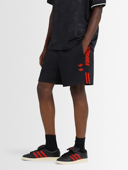 adidas Originals: Chavarria Jabbar low sneakers - men_1 | Luisa Via Roma