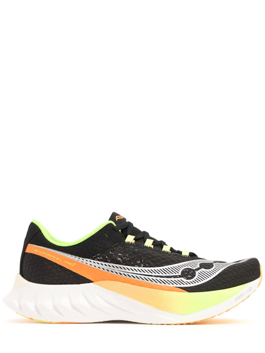Saucony: Endorphin Pro 4 sneakers - Black/Vo2 - men_0 | Luisa Via Roma