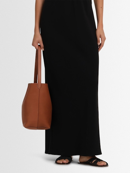 The Row: Sara flat thong slides - Black - women_1 | Luisa Via Roma