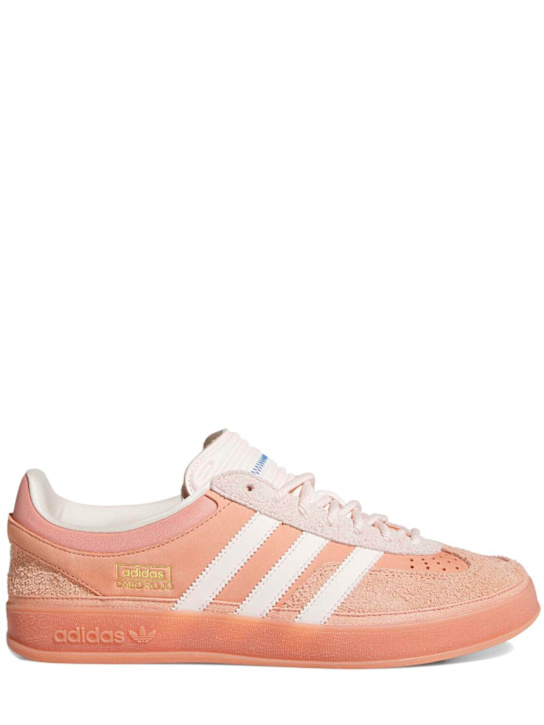 adidas Originals: Sneakers Bad Bunny Gazelle Indoor - women_0 | Luisa Via Roma
