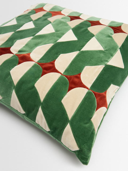 Christina Lundsteen: Brie cushion - Basil - ecraft_1 | Luisa Via Roma
