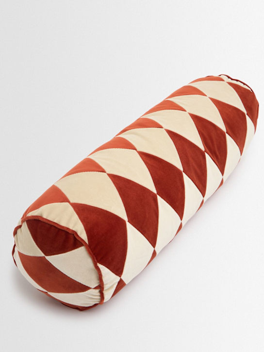 Christina Lundsteen: Harlequin bolster w/ piping - ecraft_1 | Luisa Via Roma